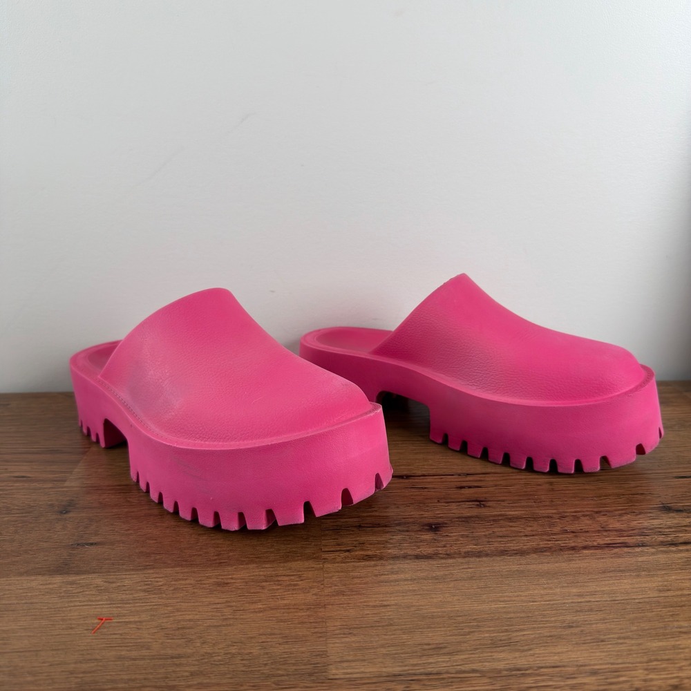 Jeffrey Campbell Pink Rubber Platform Clogs Lug Sole Mules USA 8 EUR 39